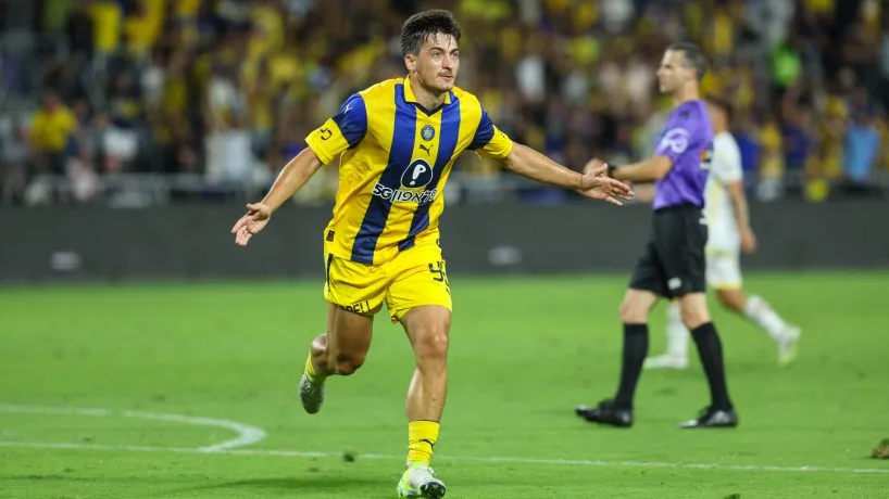 „Nu îmi place limbajul corpului tău”. Antrenorul echipei Maccabi Tel-Aviv explică de ce Ion Nicoaescu nu joacă