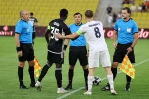 Бурама Фомба дисквалифицирован на два матча и не сыграет с «Зимбру» и «Петрокубом»