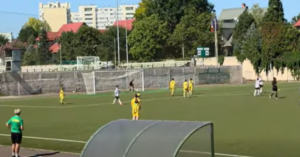 Ionela Gîrleanu a marcat toate cele șase goluri ale echipei Petrocub U14 în meciul cu Zimbru